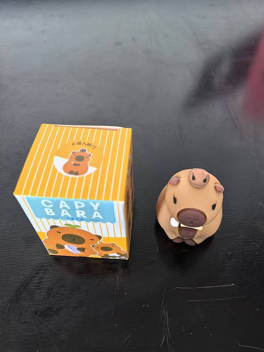 Escape into the pig gate (boxed)