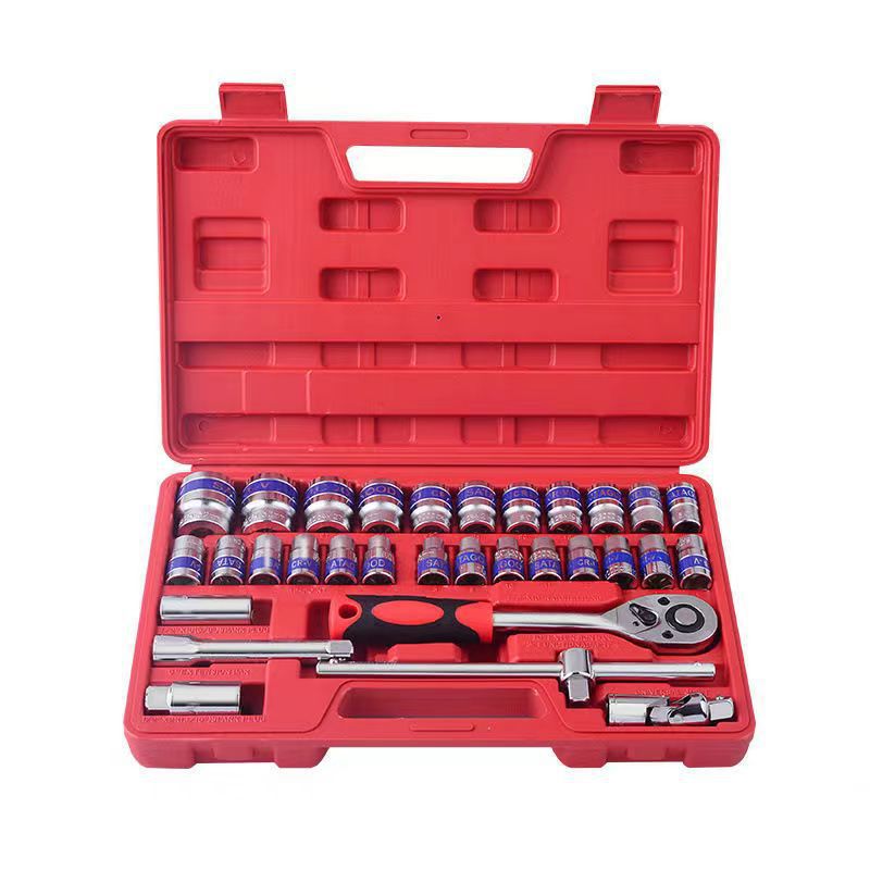 Blue ribbon 32-piece socket wrench