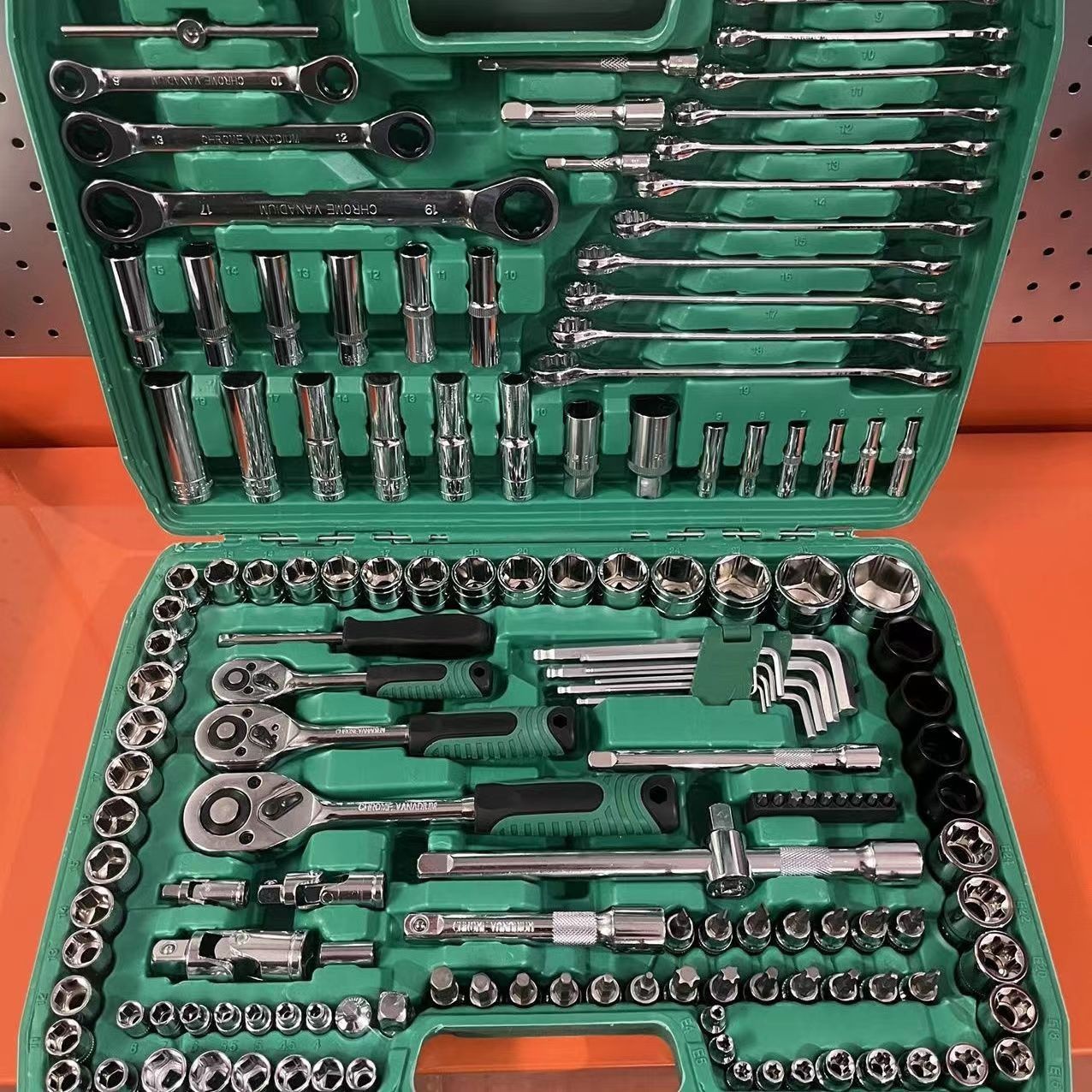 151件套套筒扳手套装万能套管棘轮板手修车 机修组合工具